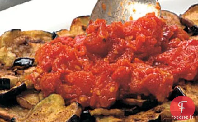 Aubergine À La Sauce Tomate Et Ail