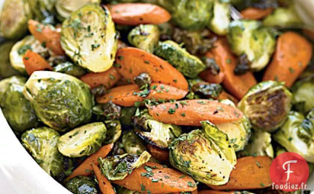 Choux de Bruxelles Rôtis Aux Câpres et Carottes Croustillantes