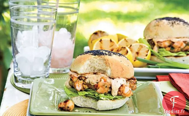 Hamburgers Aux Crevettes Avec Sauce Tartare Sucrée et Épicée
