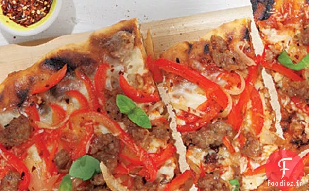Pizza à la Saucisse, au Poivre et à l'Oignon