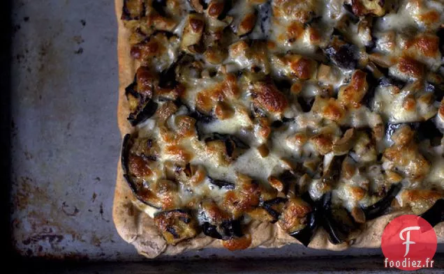 Pizza Aux Aubergines Grillées Et Aux Olives