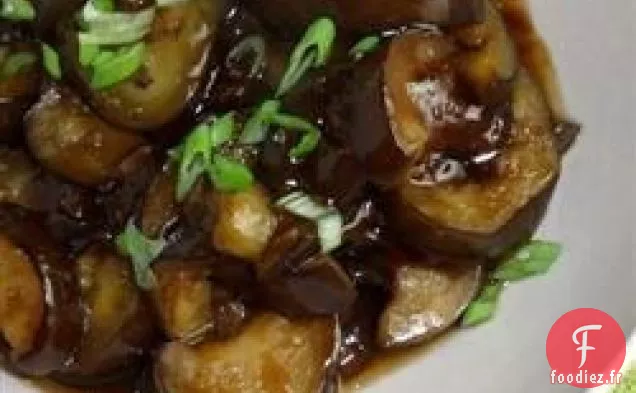 Aubergine à la Sauce à l'Ail