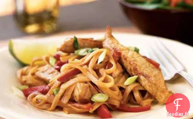 Lanières de Porc à la Sauce aux Arachides et Nouilles de Riz