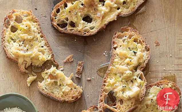 Toasts à l'Ail Rôti avec Olio Nuovo