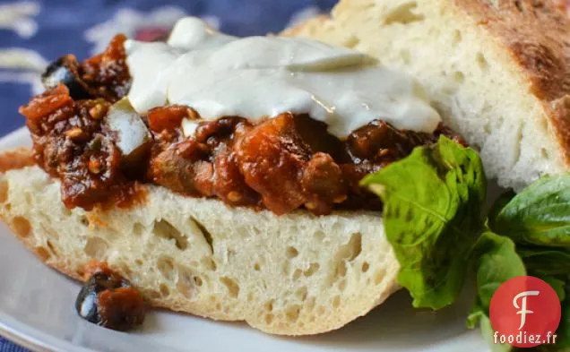 Sandwichs À La Caponata Aux Aubergines Et À La Mozzarella
