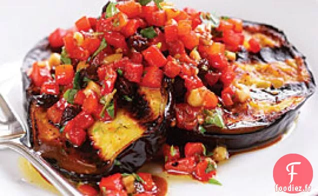 Aubergines Grillées Avec Relish De Poivron Rouge Rôti