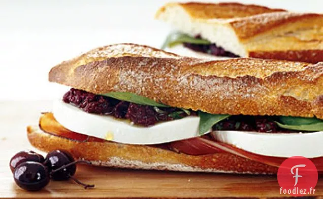 Sandwichs à la Mozzarella et au Prosciutto avec Tapenade