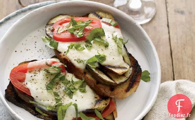 Sandwichs Aux Aubergines Grillées à Visage Ouvert