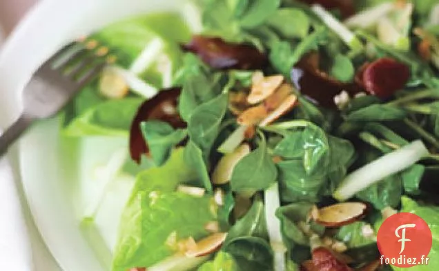 Salade Mâche et Pomme Verte à la Pancetta et aux Amandes