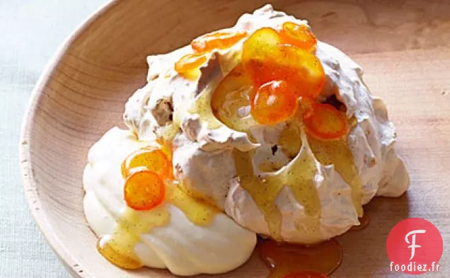 Meringues Noisettes au Kumquat Conserva