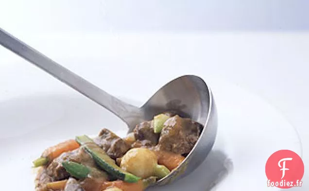 Ragoût d'Agneau aux Légumes de Printemps