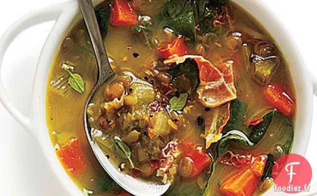Soupe aux Épinards et Lentilles au Fromage et au Basilic