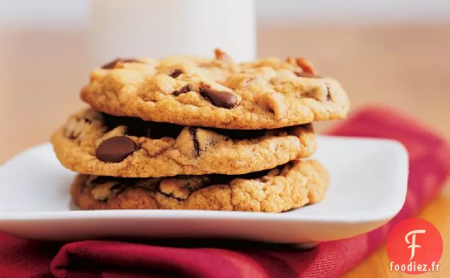 Biscuits Aux Pépites De Chocolat Épais Et Moelleux