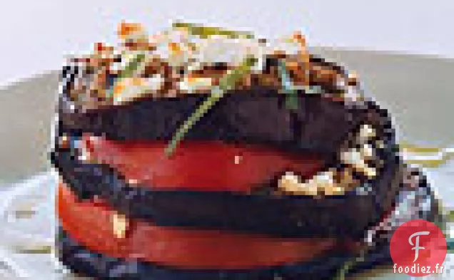 Piles D'Aubergines Grillées À La Tomate Et À La Feta