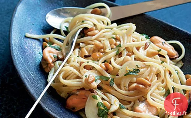 Pâtes aux Moules, Pignons de Pin et Orange