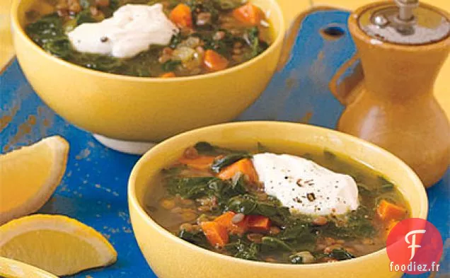 Soupe de Lentilles Citronnées aux Épinards