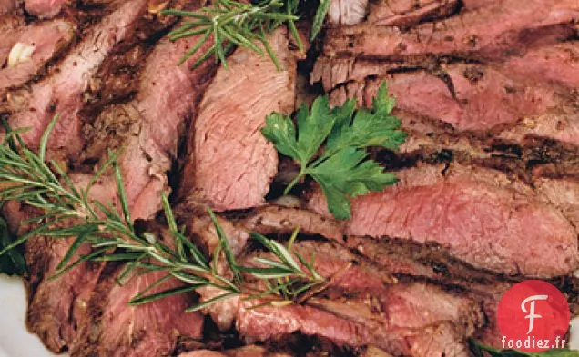 Gigot d'Agneau grillé au Romarin, à l'ail et à la Moutarde