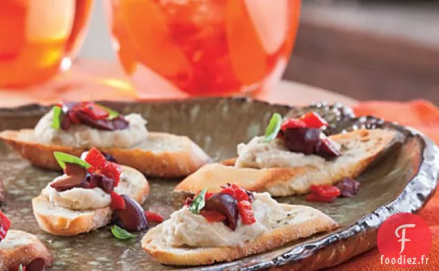 Crostini aux Haricots Blancs et aux Olives Noires