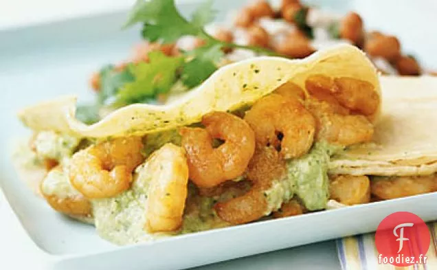 Tacos aux Crevettes Épicées avec Salsa Tomatillo
