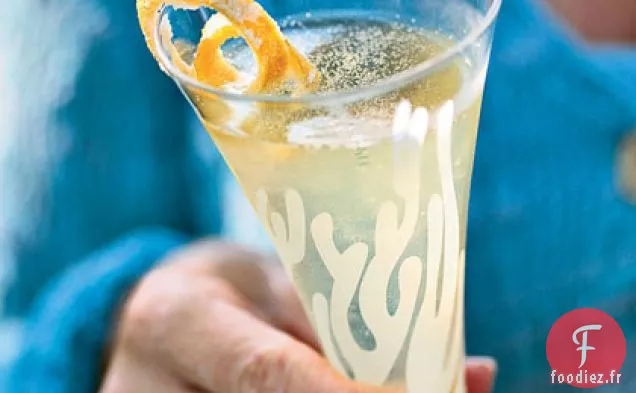 Apéritifs Champagne-Limoncello avec Zeste de Citron Confit