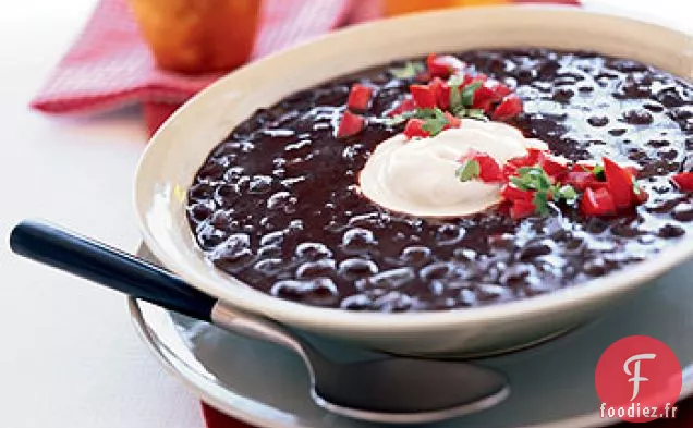 Soupe de Haricots Noirs aux Piments Chipotle