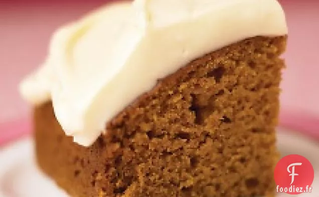 Gâteau Aux Épices À La Citrouille Avec Glaçage Au Miel