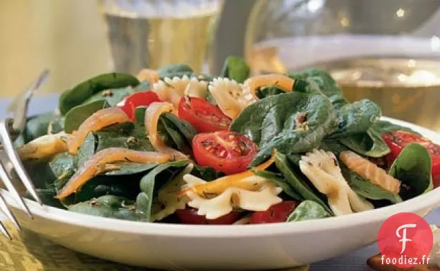 Salade Farfalle d'Été au Saumon Fumé