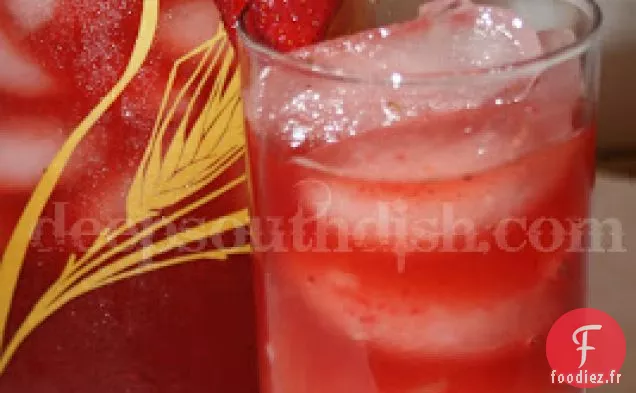 Thé Glacé Sucré à la Fraise du Sud