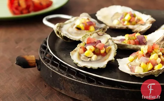 Huîtres grillées de la Côte Est avec Jalapeño Salsita de Maïs