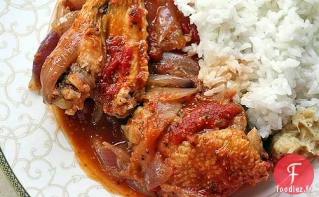 Ragoût de Poulet aux Oignons, Tomates et Dijon