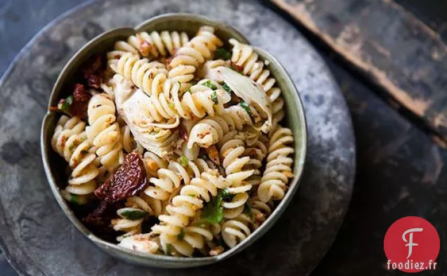 Pâtes aux Cœurs d'Artichauts, Tomates Séchées et Amandes Grillées