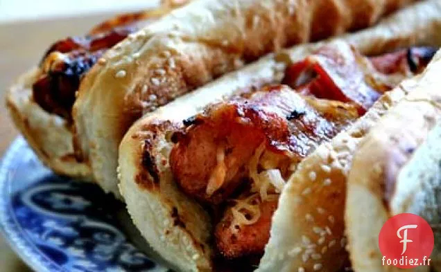 Hot-Dogs Farcis Au Bacon Grillé