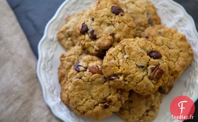 Biscuits à l'Avoine aux Pépites de Chocolat aux Raisins et aux Noix de Pécan à l'Orange