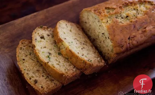 Pain aux Courgettes Au Citron Et au Romarin