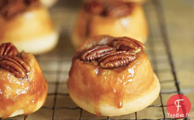 Brioches Collantes Aux Pacanes