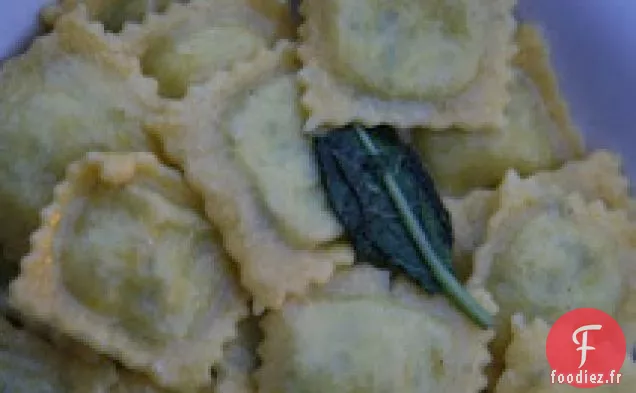 Raviolis Farcis À la Citrouille Au Beurre Et À la Sauge