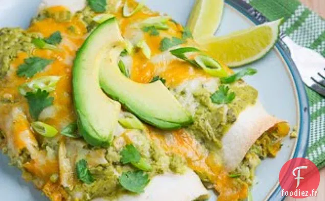 Enchiladas au Poulet et à l'Avocat dans une Sauce Crémeuse à l'Avocat