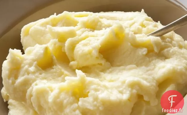 Purée de Pommes de Terre aux Amandes Et à l'Ail