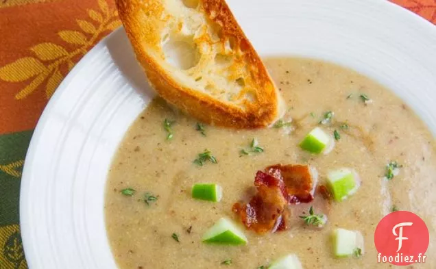 Soupe de Pommes Rôties et Cheddar Blanc Vieilli