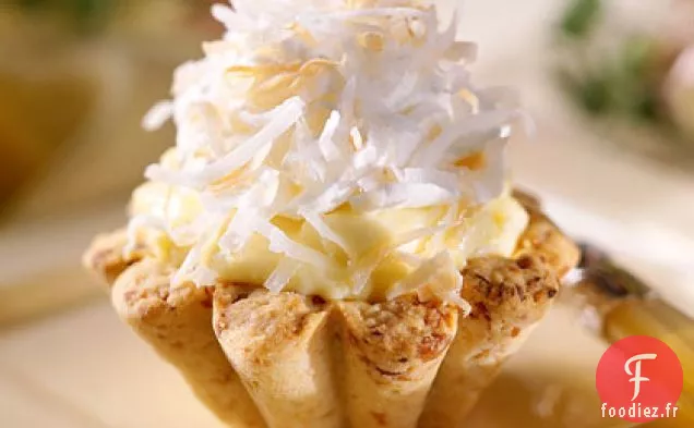 Tartes à la Crème de Noix de Coco avec Croûtes de Noix de Macadamia