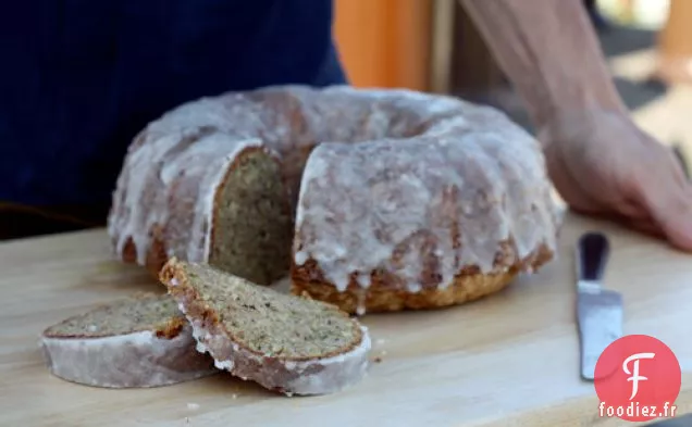 Gâteau Aux Courgettes Avec Glaçage Au Citron Croquant