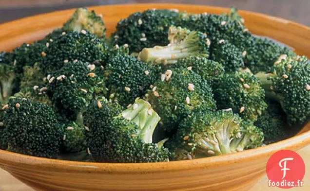 Brocoli Cuit à la Vapeur au Sésame