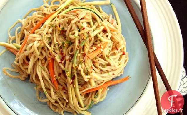 Salade de Nouilles Soba au Sésame Réfrigérée