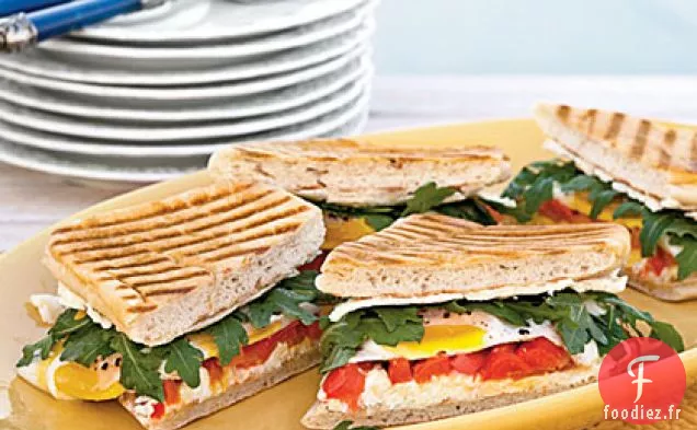 Panini Petit-Déjeuner au Fromage de Chèvre aux Truffes et au Poivron