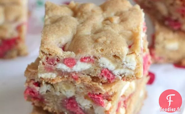 Barres à Biscuits aux Pépites de Chocolat à la Cerise et à la Crème
