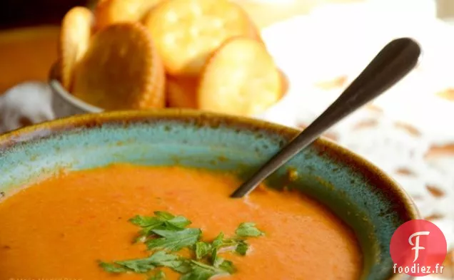 Soupe À la Crème Épicée au Poivron Rouge