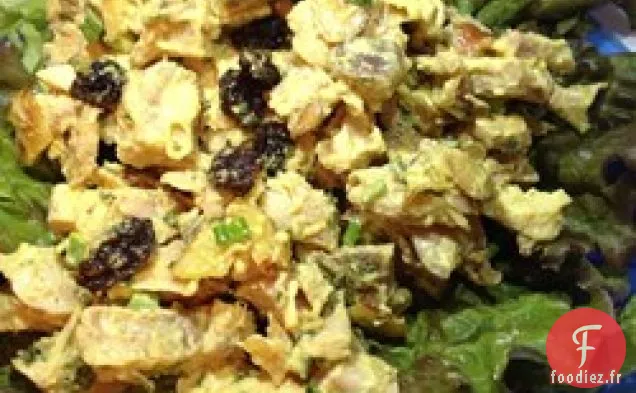 Salade de Poulet au Curry aux Raisins