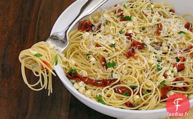 Pâtes aux Cheveux d'Ange au Maïs Frais et aux Tomates Séchées au Soleil