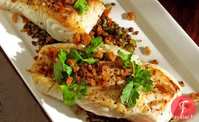 Flétan Rôti à la Poêle avec Lentilles aux Herbes et Chapelure