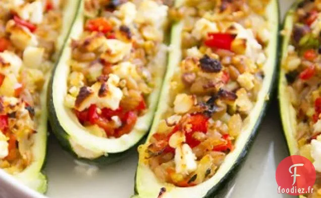 Courgettes Farcies au Farro, Poivron Rouge et Feta